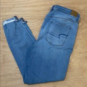 AMERICAN EAGLE super hi-rise jegging
